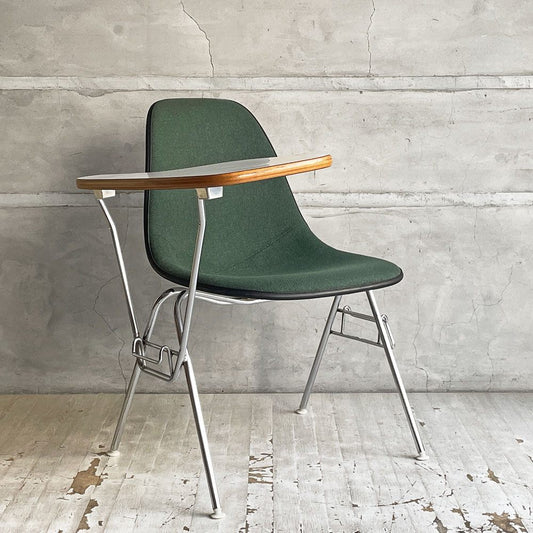 ハーマンミラー Herman Miller サイドシェルチェア セカンド 2nd ビンテージ アプホルスター スクールベース 肘掛けテーブル付 イームズ ミッドセンチュリー B  ♪