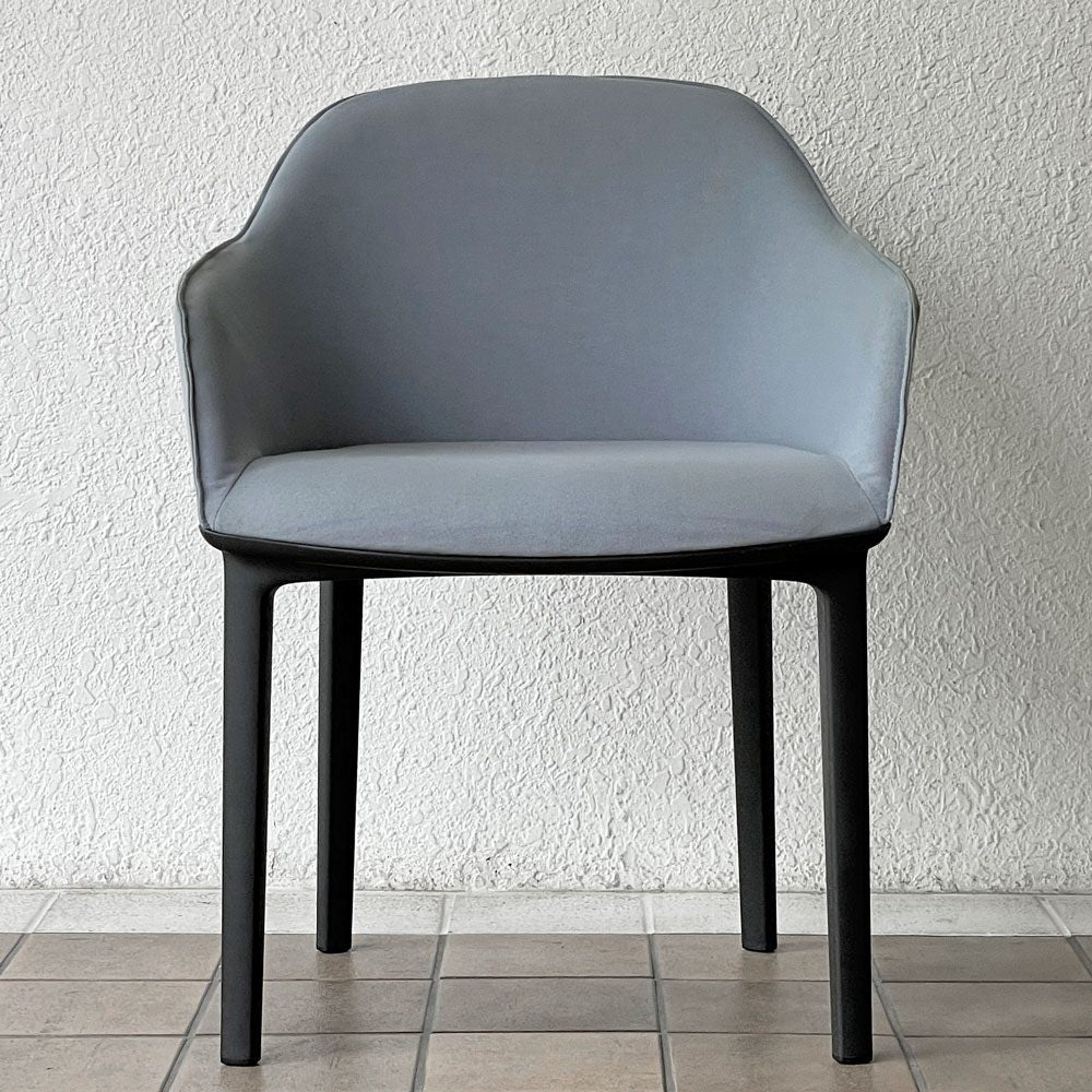 ヴィトラ Vitra ソフトシェル SOFTSHELL アームチェア 4レッグベース ロナン＆エルワン・ブルレック ライトグレー 定価111,100円 ◇