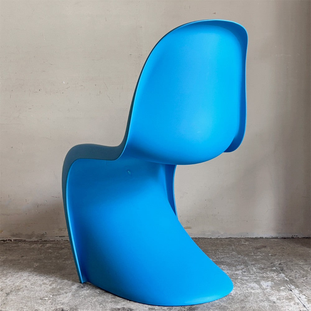 ヴィトラ vitra パントンチェア ダイニングチェア スタッキング グレイシャーブルー ヴェルナー・パントン Panton ミッドセンチュリー スペースエイジ 定価￥58,300- ■
