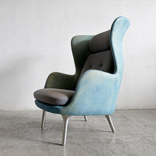 フリッツハンセン Fritz Hansen ロオチェア RO JH1 ラウンジチェア ファブリック Faded Denim Blue アルミベース ハイメ・アジョン 現行定価￥526,680以上 〓