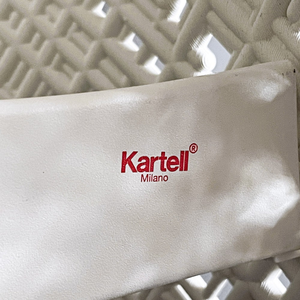 カルテル Kartell テア Tea テーブルランプ ホワイト フェルーチョ・ラヴィアーニ イタリア 定価：￥36,700- ■