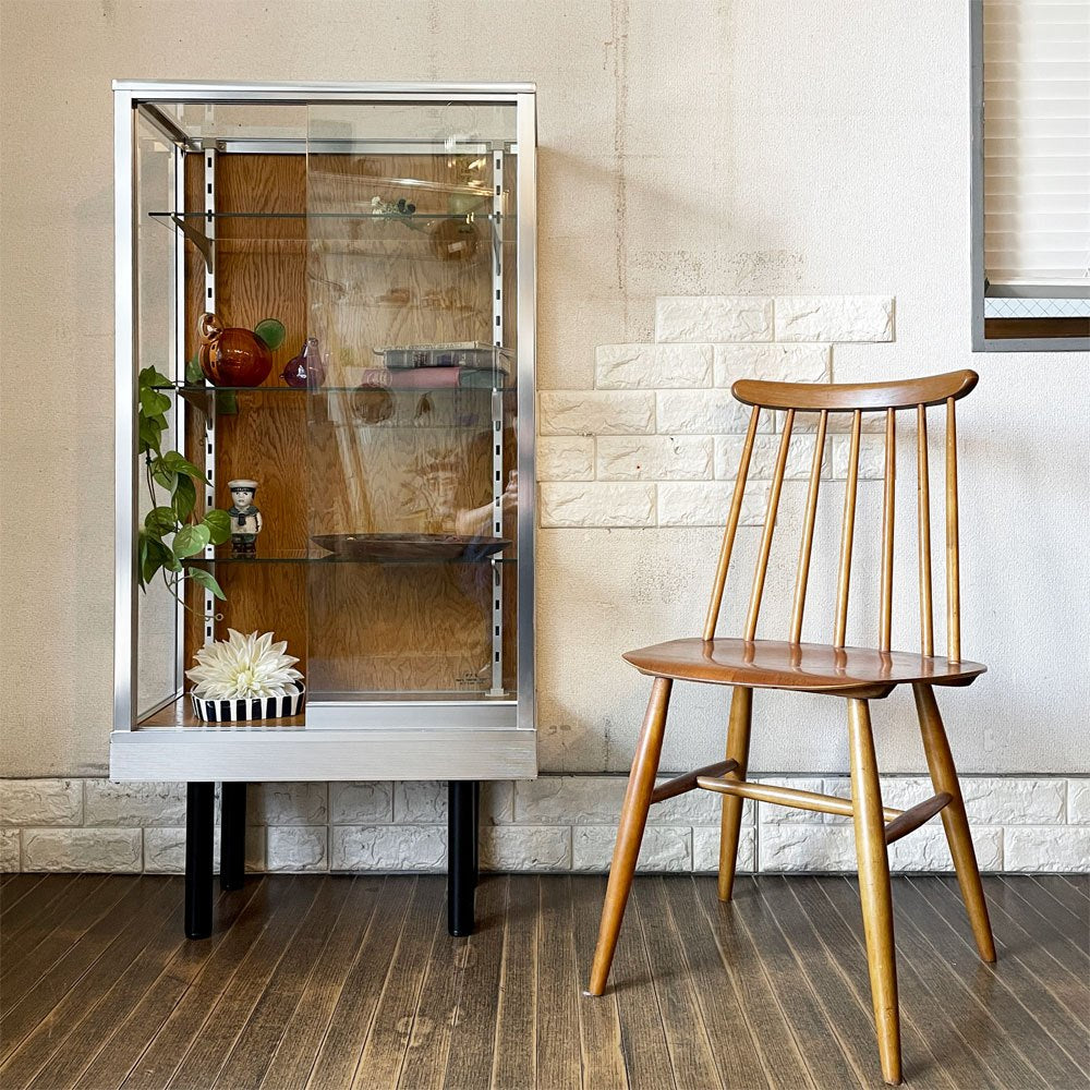 パシフィックファニチャーサービス PACIFIC FURNITURE SERVICE P.F.S. アルミナム ALUMINIUM GLASS CASE ガラスケース AL-60 オーク材 スチール脚 W60cm 定価￥121,000 - ◎