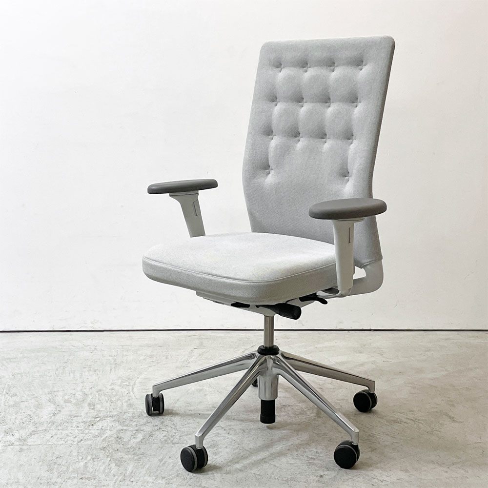 ヴィトラ vitra IDトリム ID Trim 2Dアームレスト オフィスチェア デスクチェア キャスター アントニオ・チッテリオ 定価 ￥218,900- ●