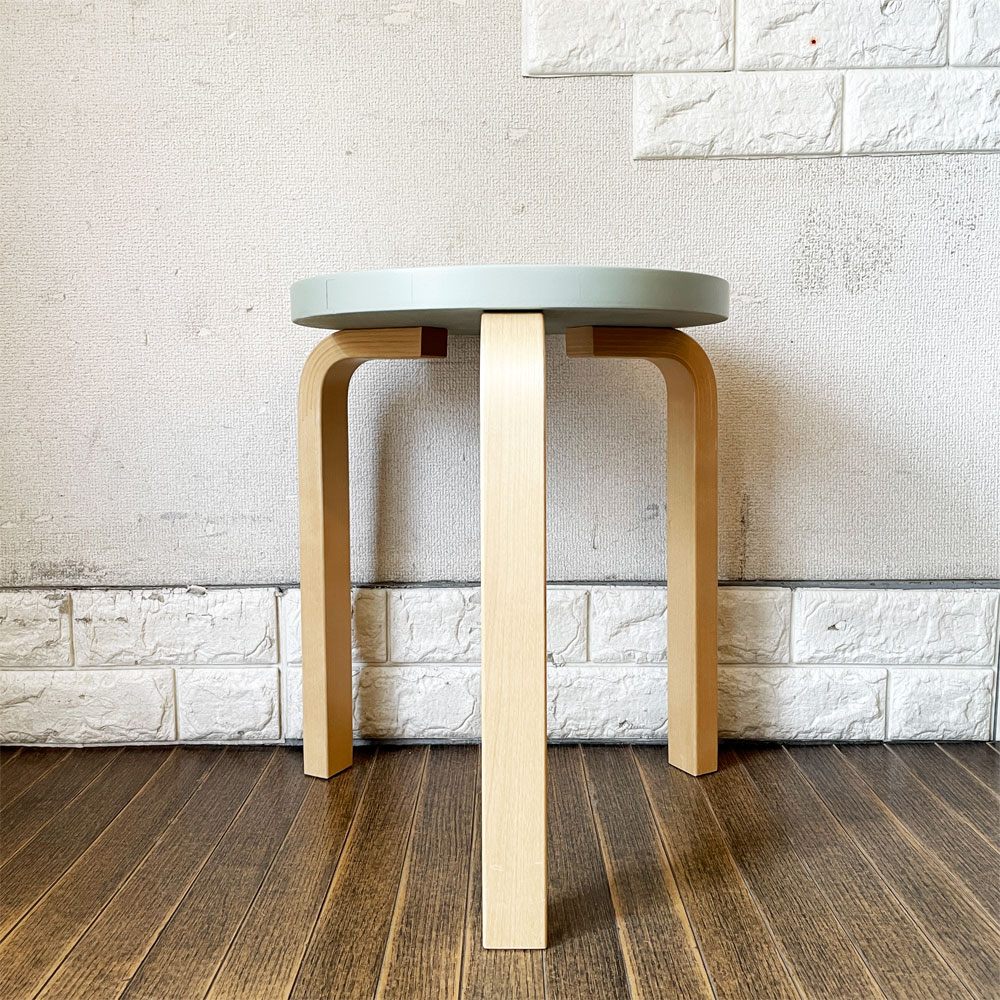 アルテック artek スツール60 Stool60 3本脚 バーチ材 パイミオ グリーンラッカー アルヴァ・アアルト フィンランド 北欧家具 定価￥46,200- ◎