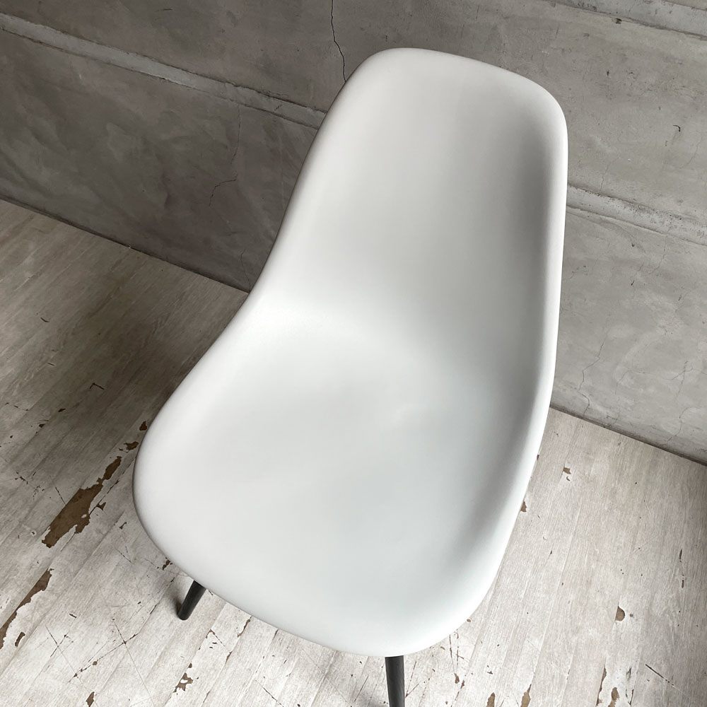 ハーマンミラー HermanMiller サイドシェルチェア ドゥエルレッグ DSW アルパイン × エボニー ポリプロピレン製 イームズ ミッドセンチュリー ♪