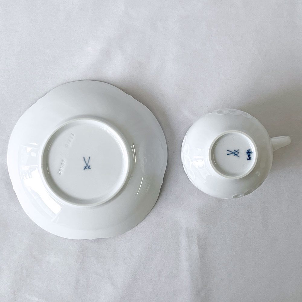マイセン Meissen ホワイトレリーフ コーヒーカップ＆ソーサー C&S ルードヴィッヒ・ツェプナー Ludwig Zepner ドイツ A ◇