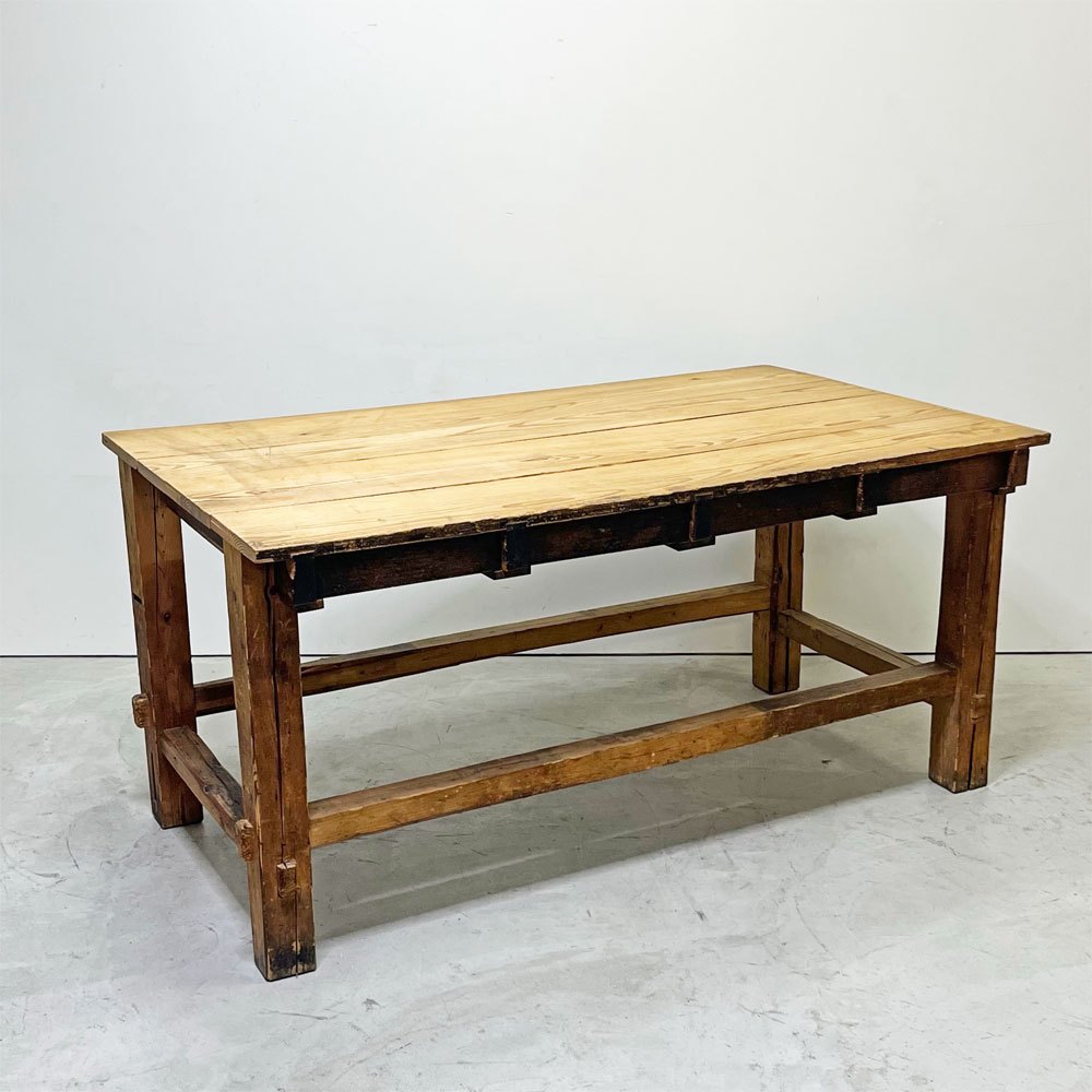 ヨーロッパビンテージ Europe vintage 木製 無垢材 ワークテーブル 作業台 W159cm 抽斗8杯 木味 ディスプレイ台 店舗什器 ●