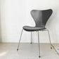 フリッツハンセン Fritz Hansen セブンチェア ダイニングチェア ブラック ラッカー再塗装 アルネ・ヤコブセン デンマーク スタッキングチェア 北欧家具 MIONETTA社製シートパッド付き ★