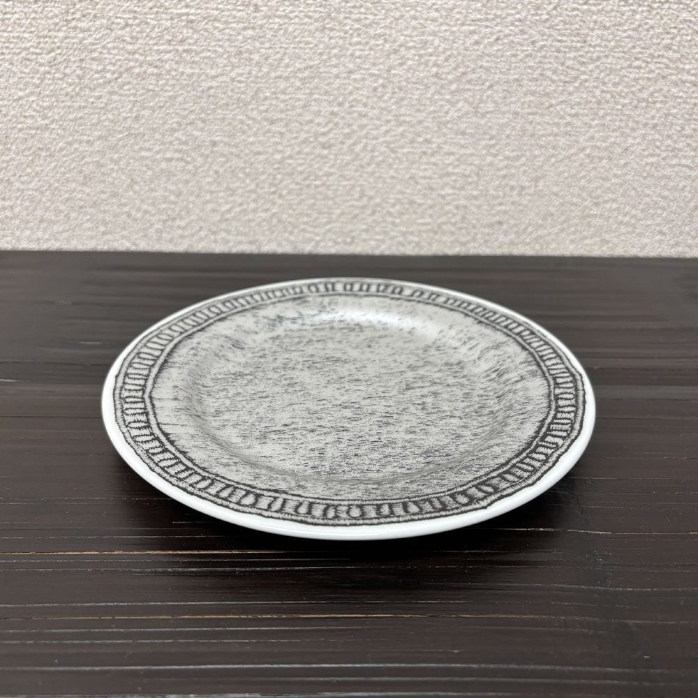 ママカロン ma.macaron 刺繍の転写プレート 19.5cm デザートプレート 中皿 磁器 現代作家 B ◎