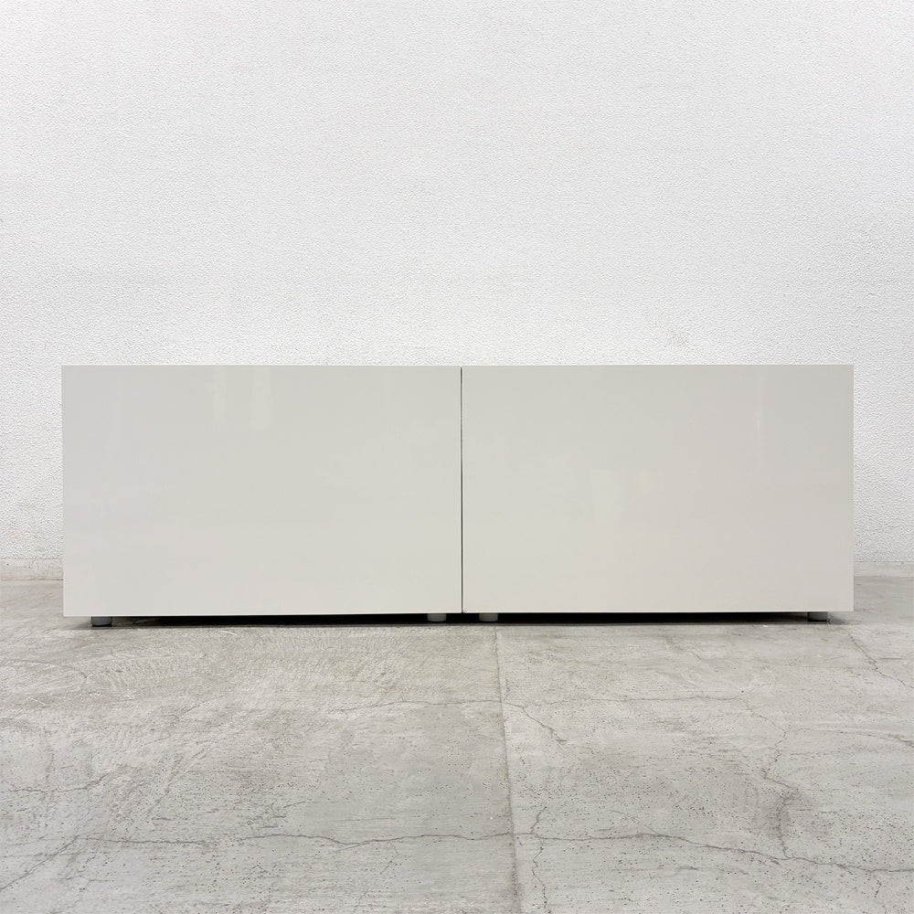 カッシーナ・イクスシー Cassina IXC. #256 フラット キャビネット FLAT Cabinet 4枚扉 サイドボード TYPE-E 大理石天板 × グロッシーホワイト ピエロ・リッソーニ デザイン 参考上代 約84万円の品 〓