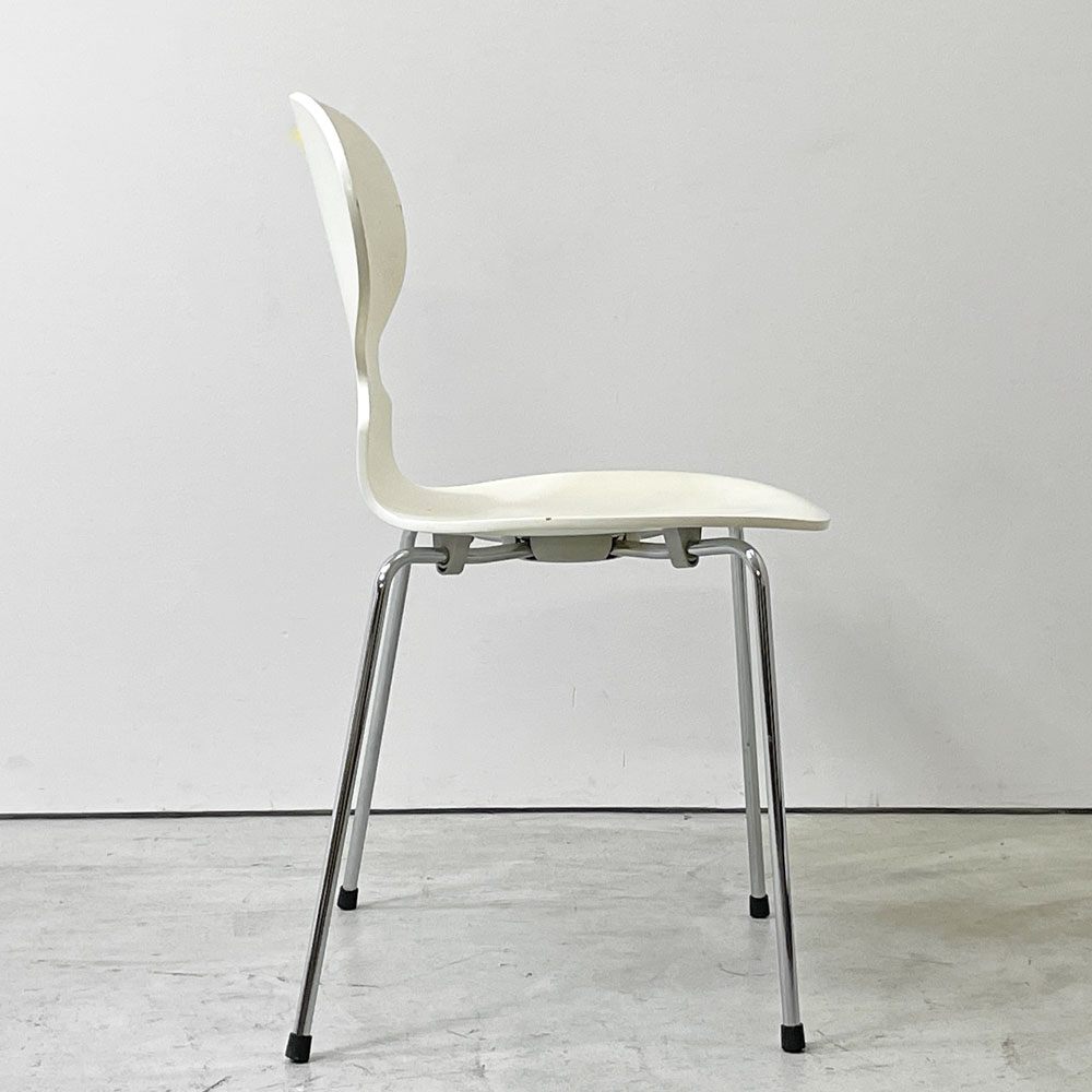 フリッツハンセン Fritz Hansen アントチェア ANT CHAIR アリンコチェア 4本脚 ホワイト ラッカー アルネ・ヤコブセン デンマーク 北欧家具 B ●