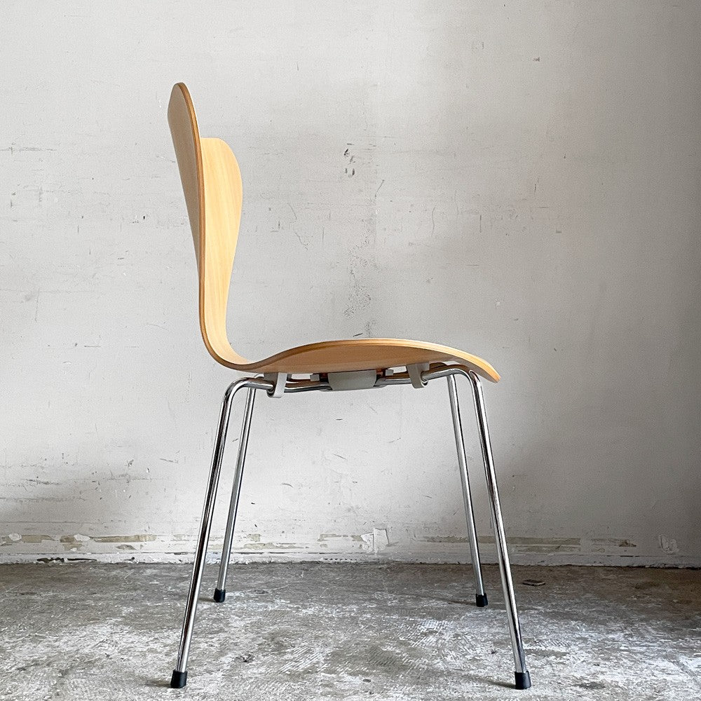 フリッツハンセン Fritz Hansen 3107 セブンチェア ビーチ材 ナチュラル アルネ・ヤコブセン Arne Jacobsen スタッキング デンマーク 北欧家具 ■