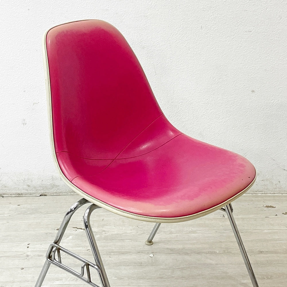 ハーマンミラー Herman Miller サイドシェルチェア サード 3rdビンテージ PVCレザー FRP製 スタッキングベース イームズ B ●