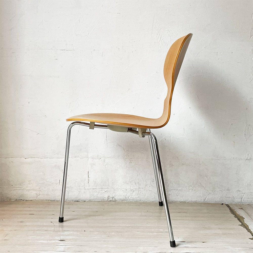 フリッツハンセン Fritz Hansen アントチェア 3本脚 ビーチ材 ラッカー仕上げ アルネ・ヤコブセン 北欧家具 2004年製 ★