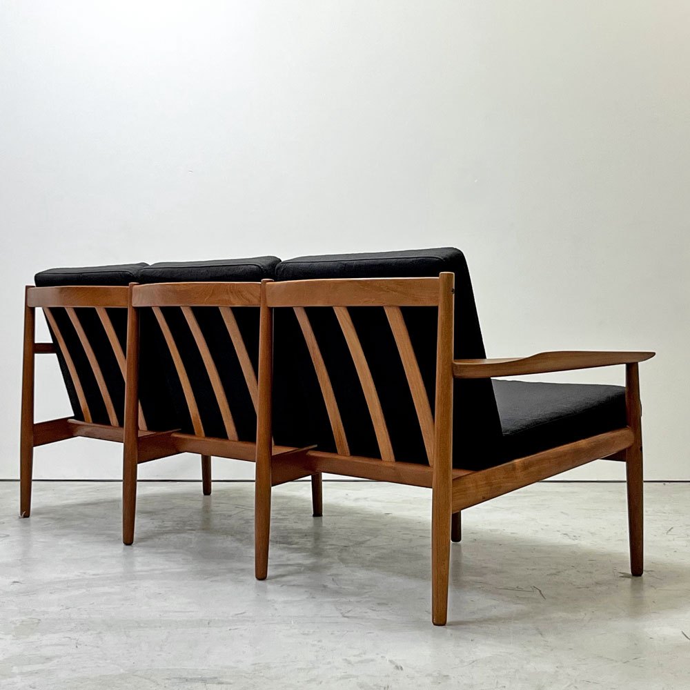 グロストルップ Glostrup Mobelfabrik 3pソファ チーク材 アルネ・ヴォッダー Arne Vodder デンマーク 北欧ビンテージ ●