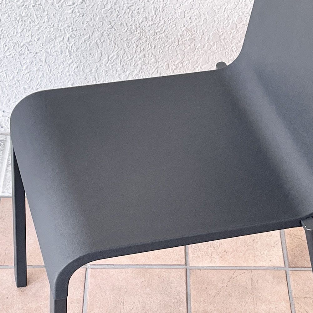 ヴィトラ vitra. ゼロスリー .03 ダイニングチェア スタッキングチェア マールテン・ヴァン・セーヴェレン Maarten Van Severen ブラック C ◇