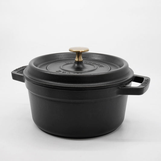 ストウブ STAUB ピコ ココット ラウンド 両手鍋 ブラック 20cm 鋳物 キャセロール ガス オーブン IH対応 フランス ●