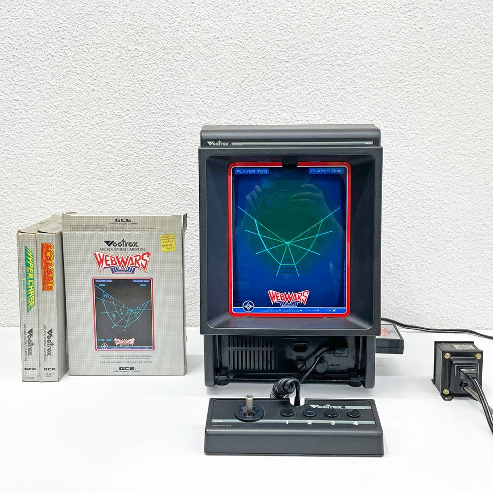 ベクトレックス Vectrex ベクタースキャンディスプレイ ゲーム機 + ROMカートリッジソフト箱付3本 コンピュータビジョン 光速船 レトロゲーム機 〓