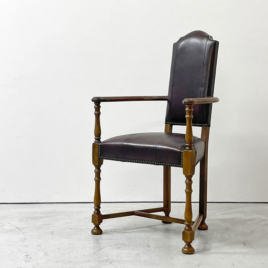 バロッサバレンティ VARO,S.A. VALENTI カクトワール Caquetoire アームチェア ダイニングチェア ウォールナット材 本革 鋲打ち スペイン ●