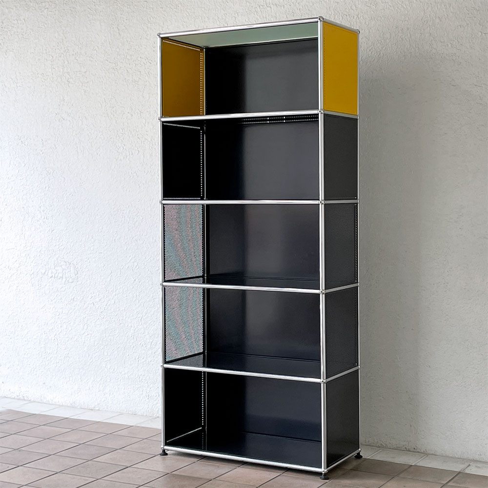ユーエスエムハラー USMハラー USM Haller モジュラーファニチャー キャビネット シェルフ 1列5段 オープン W77×D37cm ブラック×ゴールデンイエロー パンチング×ガラスパネル 参考価格281,427円以上 ◇