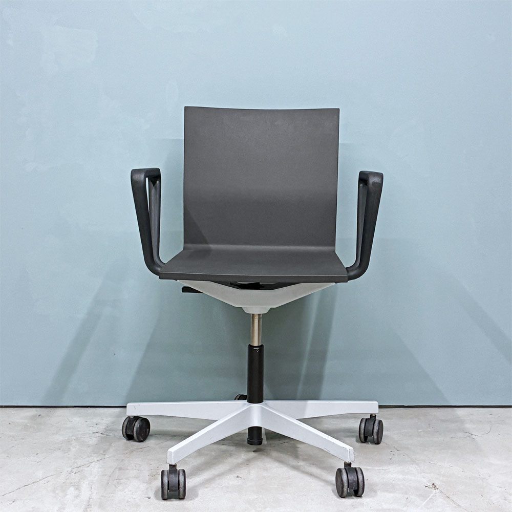 ヴィトラ vitra ゼロフォー .04 スタジオチェア アームレスト付 マールテン・ヴァン・セーヴェレン Maarten Van Severen 定価￥202,400- A ◎