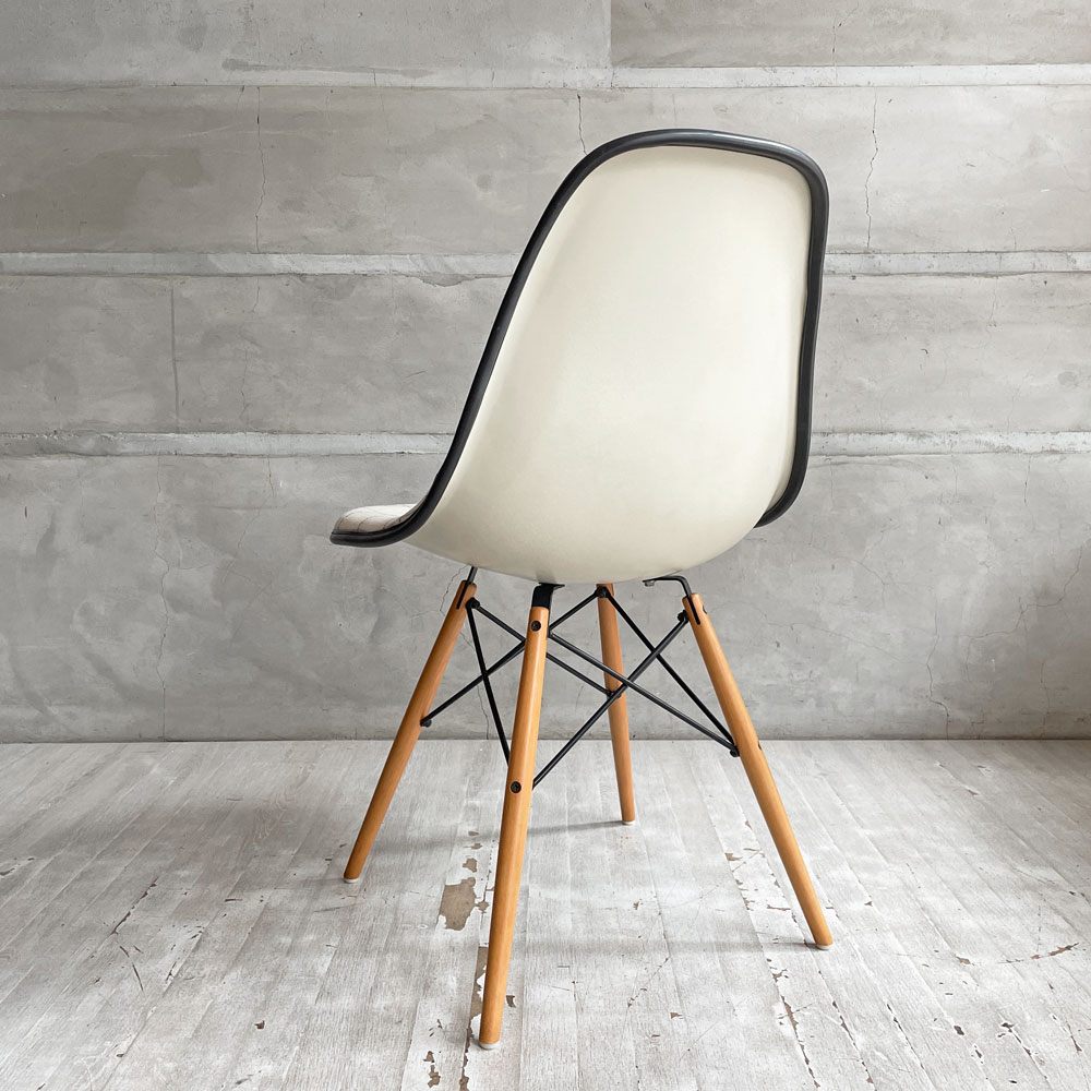 ハーマンミラー Herman Miller サイドシェルチェア サード 3rd ビンテージ FRP アプホルスター ファブリック ヘリンボーン チェック×アイボリー ダウェルベース イームズ ミッドセンチュリー ファブリック張替済♪