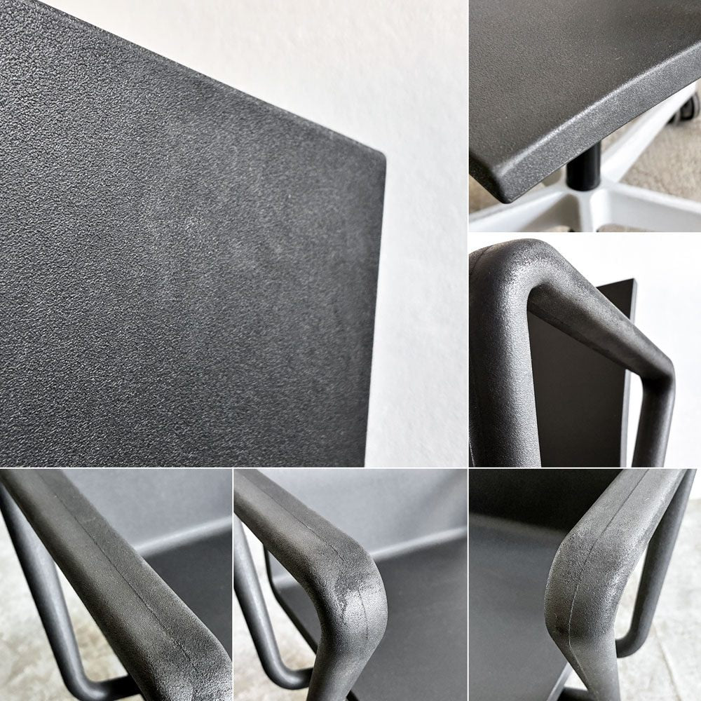 ヴィトラ vitra ゼロフォー .04 スタジオチェア オフィスチェア アームレスト付 ブラック 昇降機能 マールテン・ヴァン・セーヴェレン Maarten Van Severen 定価￥202,400- B 〓
