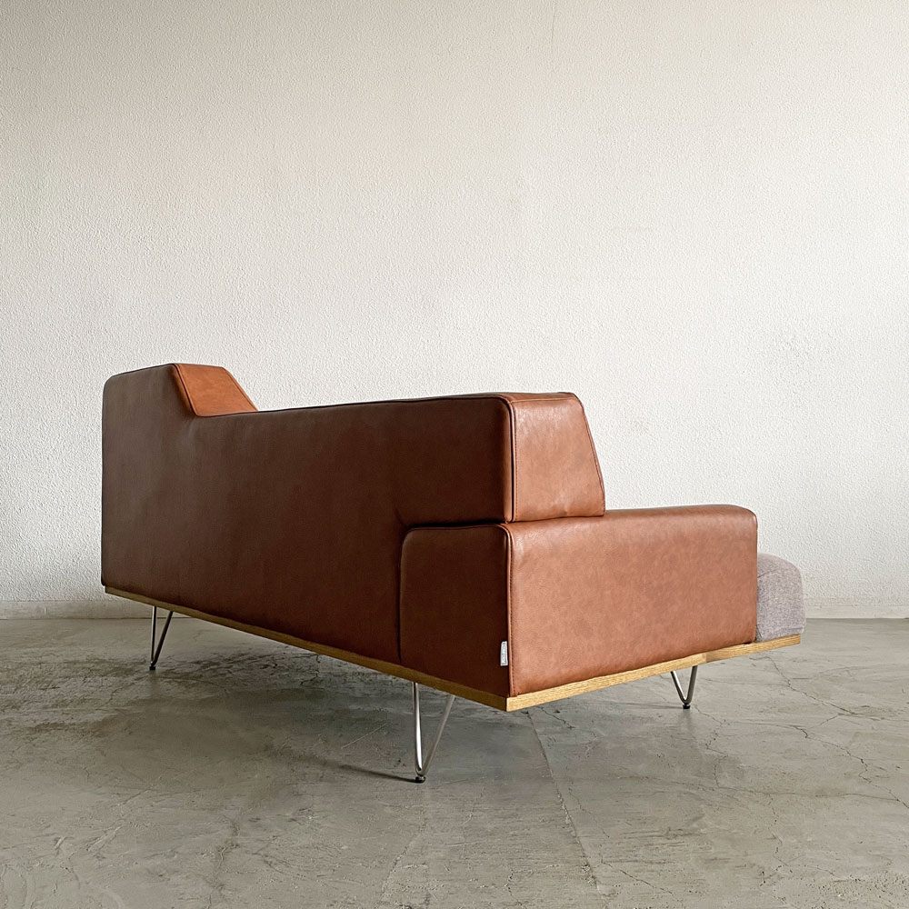 クラッシュゲート CRASH GATE コンフォーム COMFORM イットソファ IT SOFA 2.5人掛け 右肘 W181cm ツートンカラー 定価￥128,700- 〓