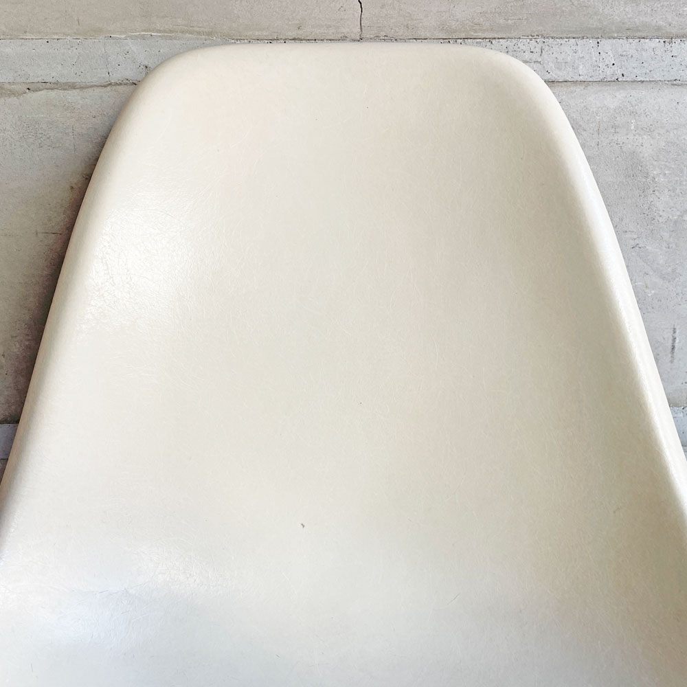 ハーマンミラー Herman Miller サイドシェルチェア セカンド 2nd ビンテージ FRP製 パーチメント ドゥエルレッグベース C&R イームズ ミッドセンチュリー ♪