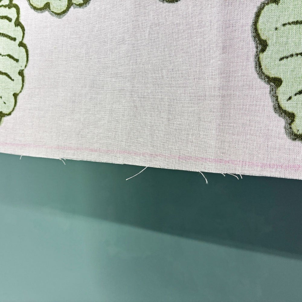 マリメッコ marimekko ヴィヒキルース VIHKIRUUSU ファブリック マイヤ・イソラ Maija Isola 限定色 ピンク 144x173cm ◎