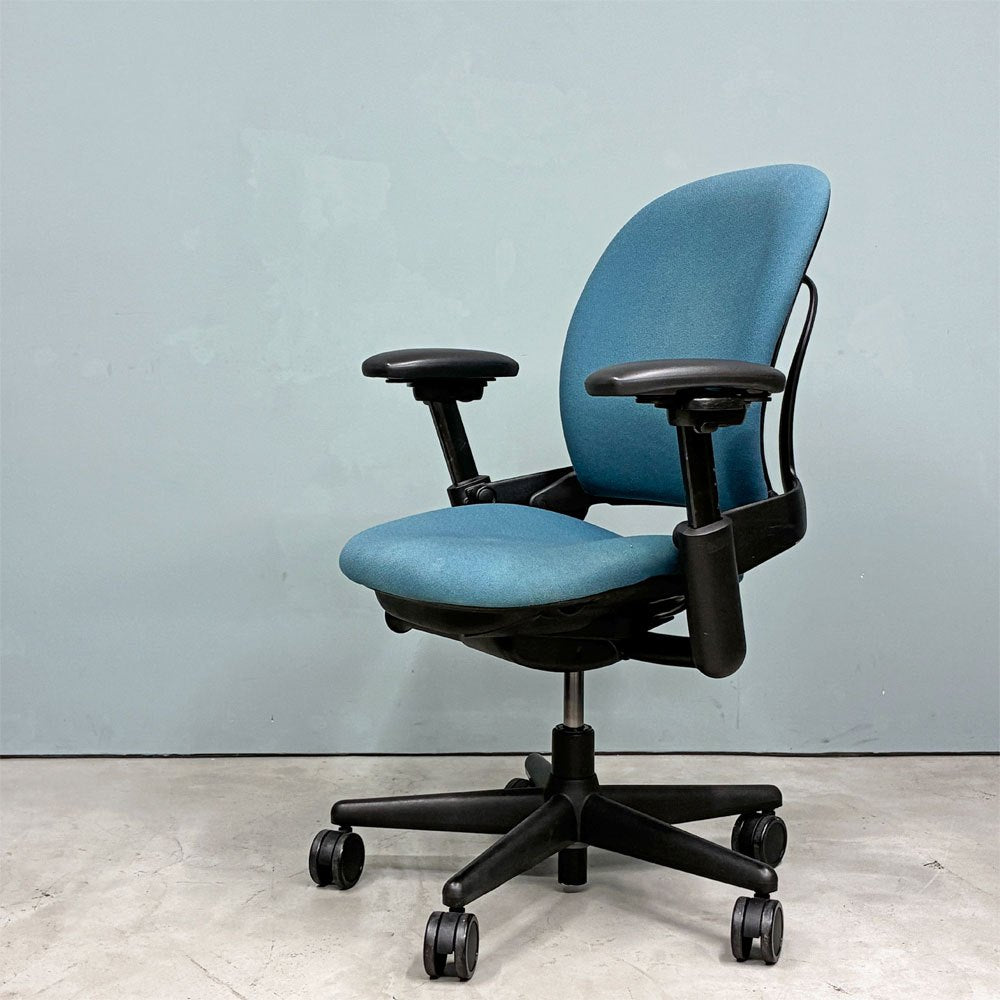 スチールケース Steelcase リープチェア Leap デスクチェア エルゴノミクスチェア 高機能チェア キャスター付き ブルー ファブリック ◎