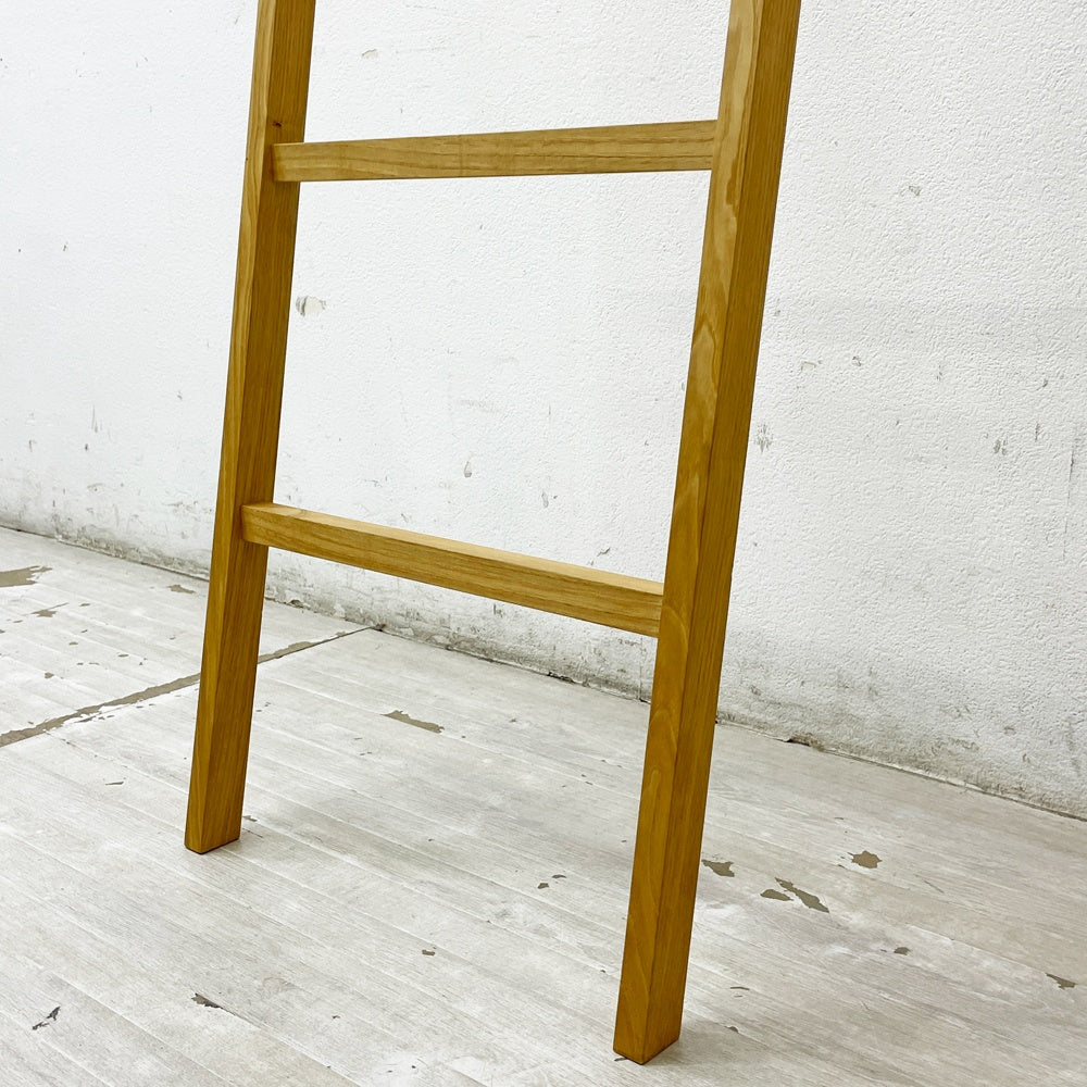QUIET SPACE TOOL & FURNITURE ハンガーラック IKOMA クリ材 ナチュラル クラフト家具 ●