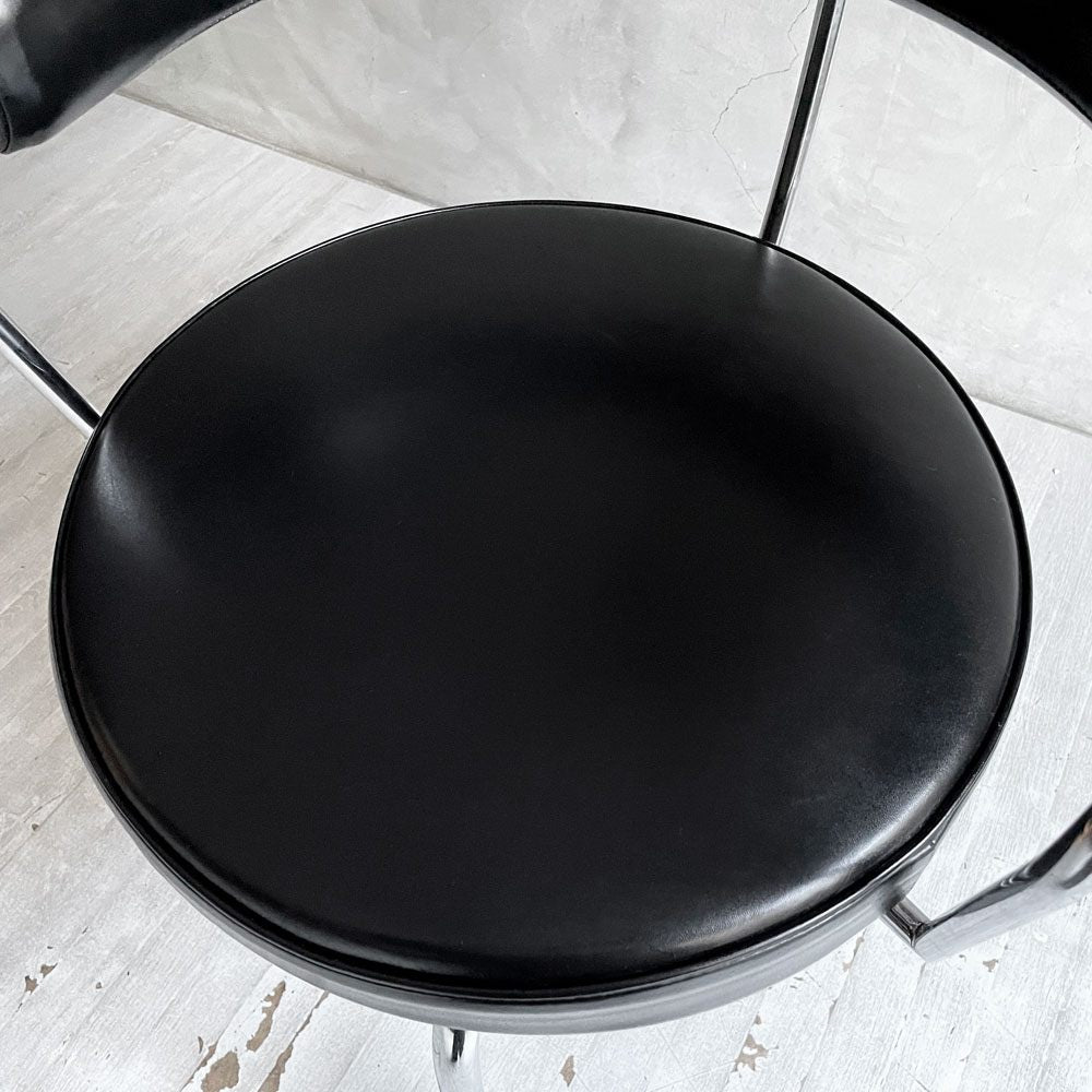 カッシーナ Cassina フォートゥイユ トゥルナン スウィベルチェア 7 FAUTEUIL TOURNANT LC7 レザー 本革 ブラック シャルロット・ペリアン イ・マエストリ・コレクション MoMA ♪