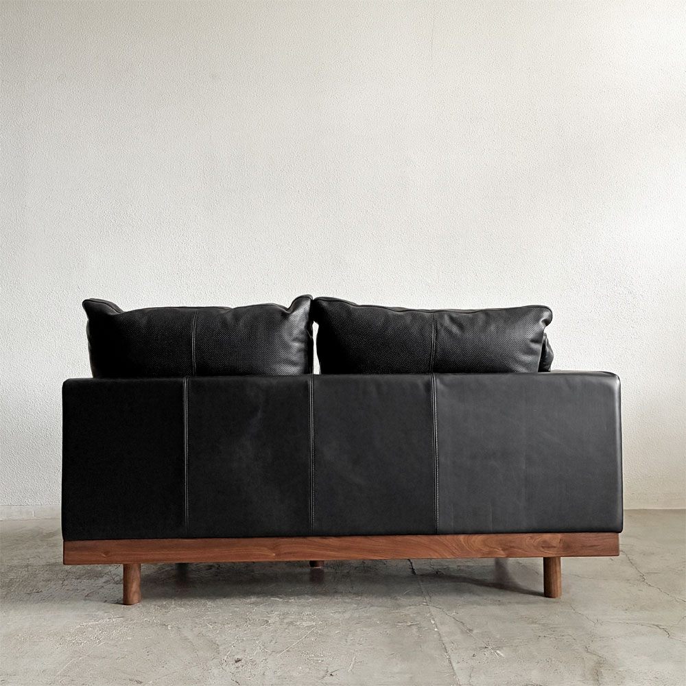 マスターウォール MASTERWAL デニッシュグランデ DANISH GRANDE SOFA 2シーターソファ ワンアーム 右片肘 W159cm ウォールナット無垢材 本革 ブラックレザー 定価￥753,500- 展示品 〓