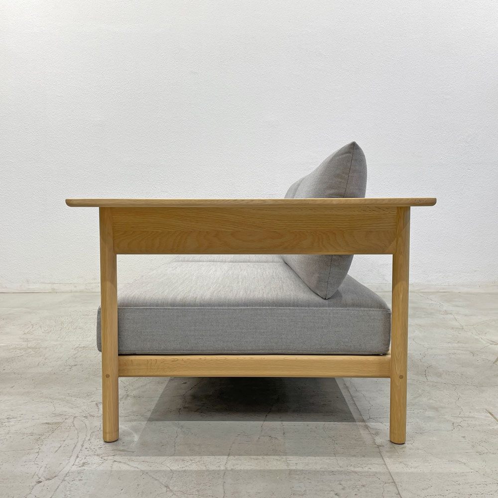 カリモクケース KARIMOKU CASE 3シーターソファ N-S01 オーク材 Norm Architects 3人掛け ナチュラル 定価453,200円～ 〓