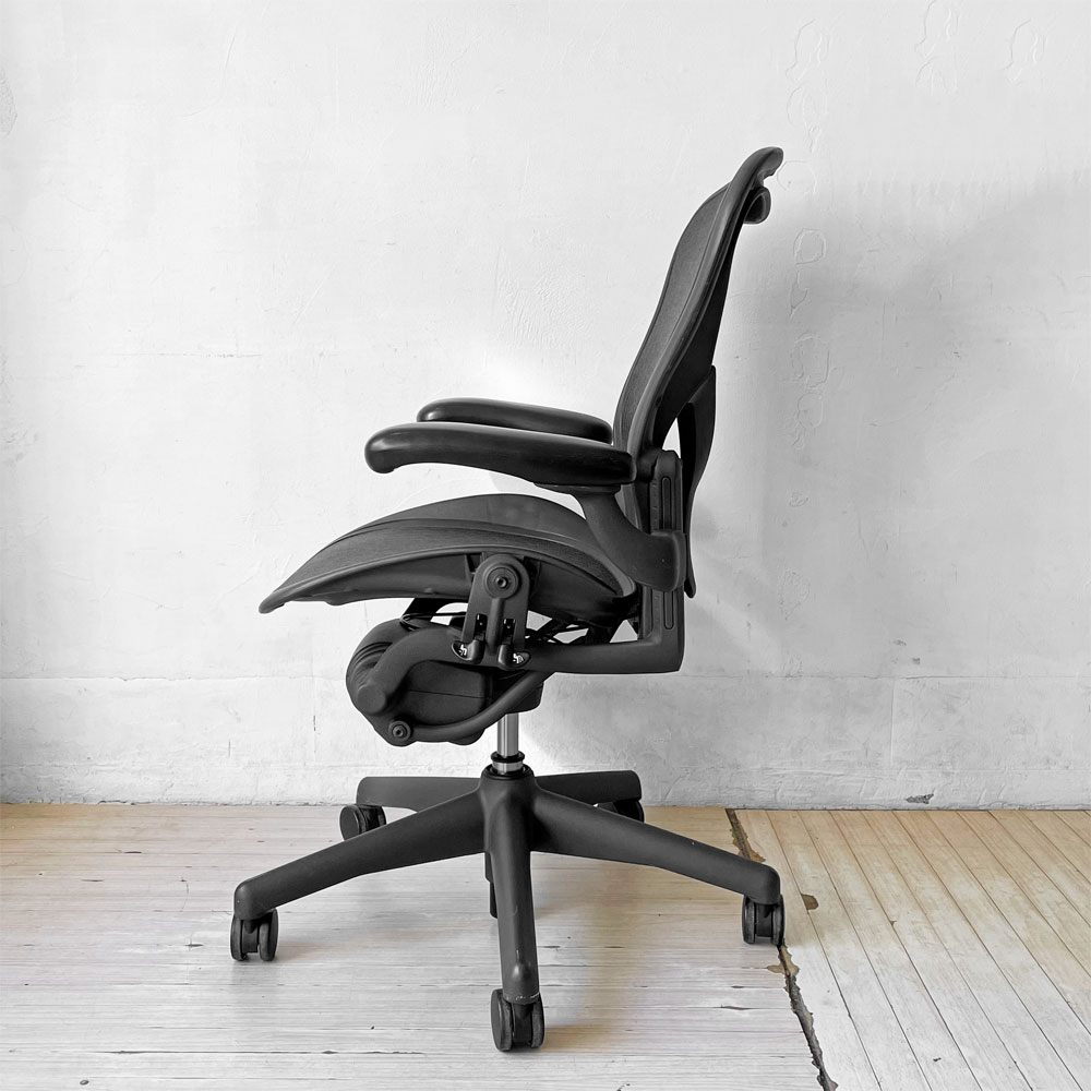 ハーマンミラー HermanMiller アーロンチェア ライト Bサイズ ポスチャーフィット グラファイトベース アーム固定 デスクチェア オフィスチェア ★