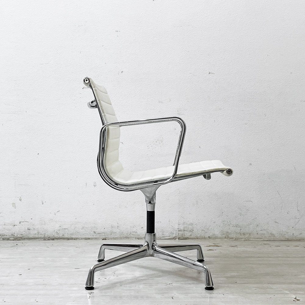 ヴィトラ vitra イームズアルミナムグループ マネジメントチェア デスクチェア 本革 ホワイト 固定脚 4本脚 グライズ C&Rイームズ ●