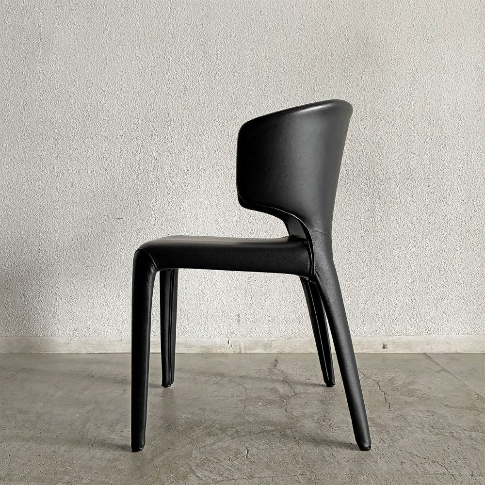 カッシーナ Cassina オラ 367 HOLA アームチェア ダイニングチェア 本革 ブラックレザー ハンス・ウェッツスタイン イタリア 定価￥429,000- 〓