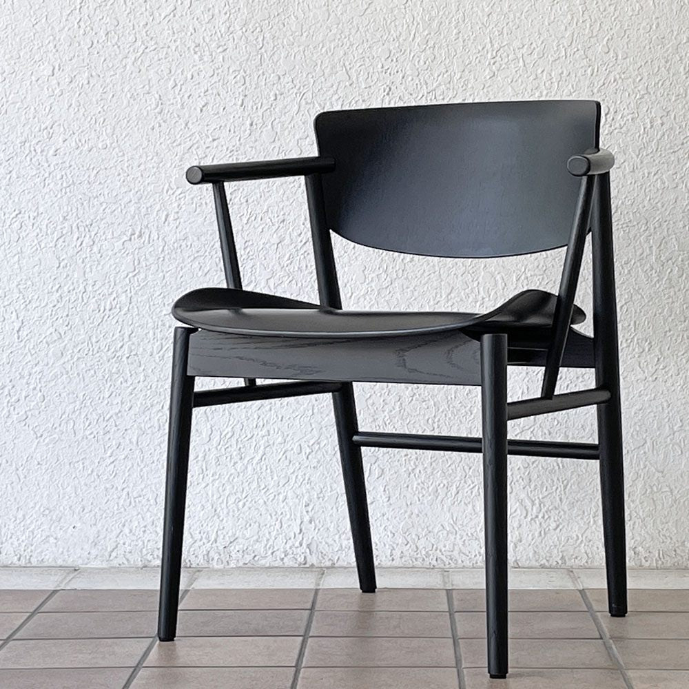 フリッツハンセン Fritz Hansen エヌゼロワン N01 ダイニングチェア アームチェア オーク無垢材 佐藤オオキ 参考定価￥139,480- 販売終了品 ◇