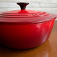 ル・クルーゼ LE CREUSET シグニチャー ココット ロンド チェリーレッド 22cm 両手鍋 鋳物 フランス 定価￥45,100- ♪