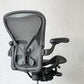 ハーマンミラー Herman Miller アーロンチェア クラシック Bサイズ ポスチャーフィット フル装備 グラファイトベース デスクチェア オフィスチェア ◇