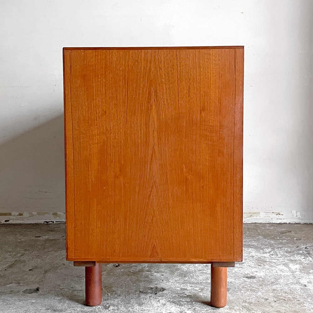 デンマークビンテージ Danish Vintage チーク材 ビーチ材 スモールキャビネット サイドボード 2ドロワー 北欧モダン 北欧家具 ■