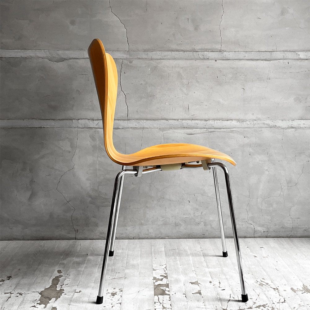 フリッツハンセン Fritz Hansen 3107 セブンチェア ビーチ材 ナチュラル ラッカー仕上げ アルネ・ヤコブセン スタッキング デンマーク 北欧家具 A ♪