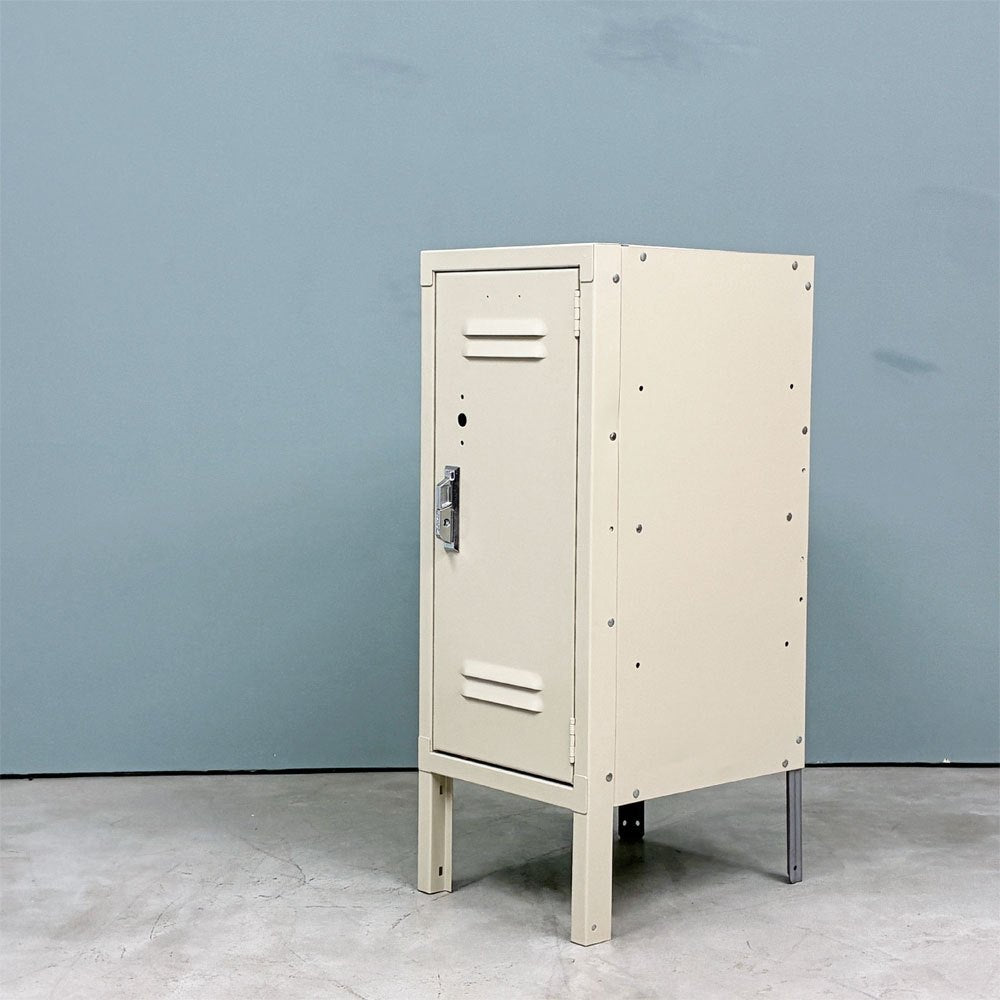 リオン LYON ハーフロッカー HALF LOCKER ルーバータイプ スチールロッカー アイボリー P.F.S.取扱 ◎