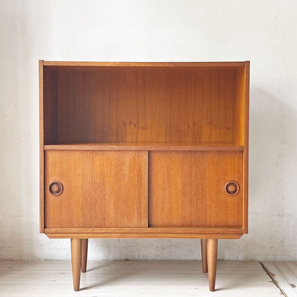 デンマークビンテージ Danish Vintage チーク材 サイドキャビネット シェルフ 引き戸 北欧家具 ★