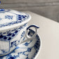 ロイヤルコペンハーゲン ROYAL COPENHAGEN ブルーフルーテッド ハーフレース スープカップ&ソーサー 陶器 北欧食器 廃番 箱付き 未使用 C ♪