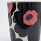 マリメッコ marimekko ウニッコ UNIKKO マグカップ コップ 250ml ブラック×ピンク マイヤ・イソラ Maija Isola 2015年 日本限定カラー 廃番 B ●