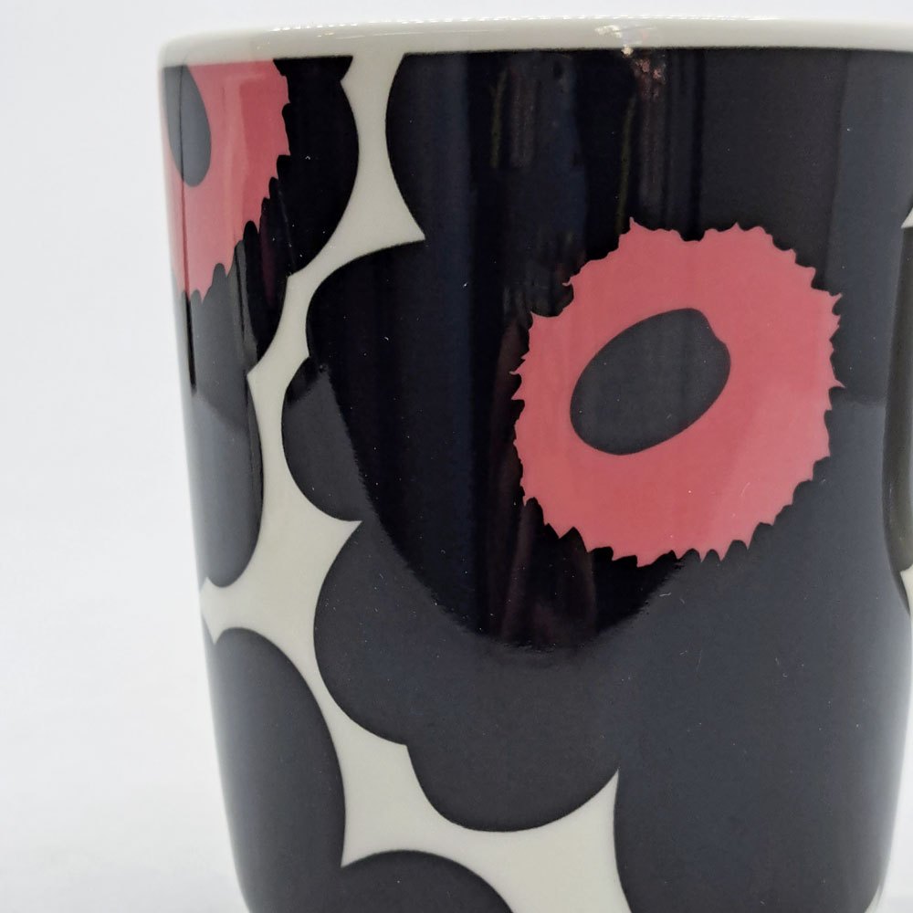マリメッコ marimekko ウニッコ UNIKKO マグカップ コップ 250ml ブラック×ピンク マイヤ・イソラ Maija Isola 2015年 日本限定カラー 廃番 B ●