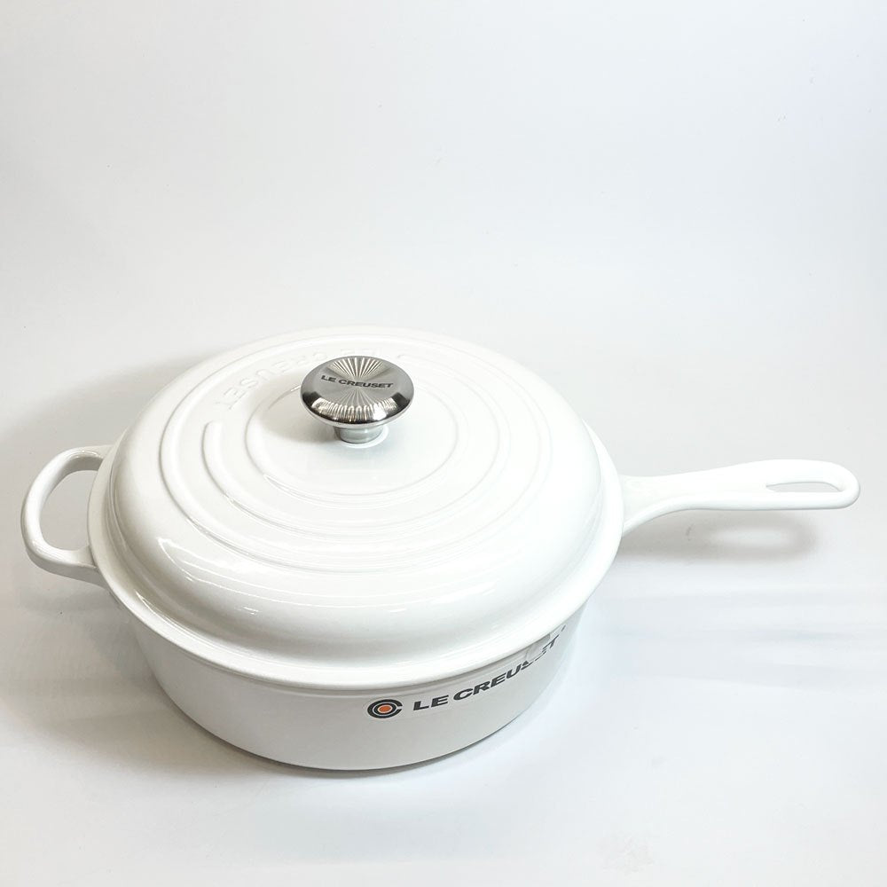 ルクルーゼ LE CREUSET Cassadou カサドゥ 片手鍋 フライパン 26cm エナメル鋳鉄 琺瑯 ホワイト オーブン IH対応 フランス 新品未使用品 ★