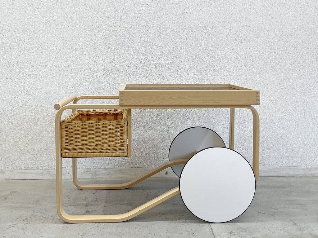 アルテック artek ティートローリー900 TEA TROLLEY 900 セラミックタイル バスケット付 バーチ材 アルヴァ・アアルト 美品 フィンランド 北欧家具 〓